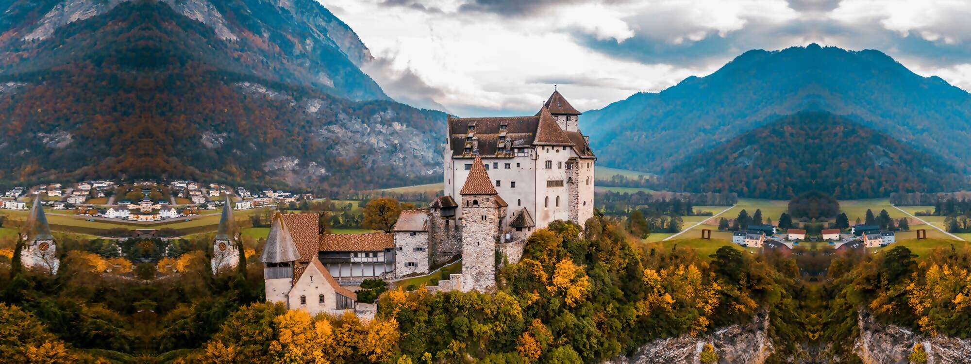 Trip Alps beliebte Urlaubsziele Alpen zeigt Euch Informationen über Urlaub in Liechtenstein. Angebote buchen für Hotels & Ferienhäuser mit Reiseideen. Beliebte Ausflugsziele & Urlaubsorte finden!