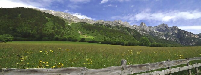 Trip Alps Tirol - Region Wipptal auf die Reise - Wunschliste! Finde die besten Sehenswürdigkeiten der Region Wipptal, Erlebnisse und gemütlichen Unterkünfte der Hotels in der Tiroler Region Wipptal. Lust bei einem Last Minute Urlaub, die Region Wipptal zu erkunden? Buche günstige Unterkünfte in der Region Wipptal mit herrlichen Blick auf die Berge. Region Wipptal Urlaub Angebote ob Hotel mit Halbpension, Unterkunft mit Frühstück oder flexibel & spontan bleiben und eine große Auswahl an Ferienhäuser - Ferienwohnungen in der Region Wipptal für den perfekten Urlaub vergleichen & buchen. Die Highlights finden, Tagesausflüge - Erlebnisse planen, die sich hervorragend eigenen zum Geschichten erzählen. Einen unvergesslichen Familienurlaub in der Region Wipptal in einer Ferienwohnung verbringen und dabei die besten Urlaubsangebote aller Orte in der Region Wipptal erhalten. Beliebte Orte für eine Urlaubsbuchung in der Region Wipptal: Gries am Brenner, Gschnitz, Matrei am Brenner, Mühlbachl, Navis, Obernberg am Brenner, Pfons, Schmirn, Stafflach, Steinach am Brenner, Trins und Vals